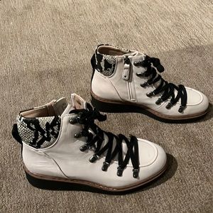 Dr. Scholls Booties